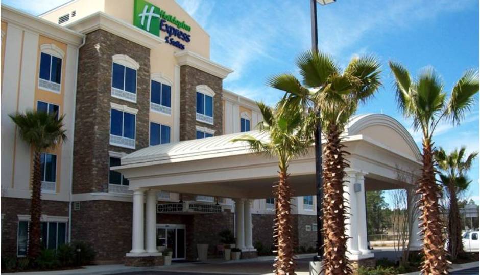 HOTELS - LEISURE - SPA FACILITIES